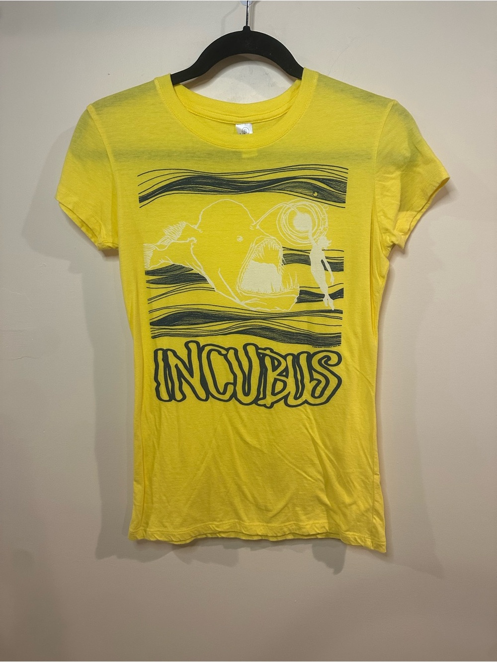 Incubus t-shirt